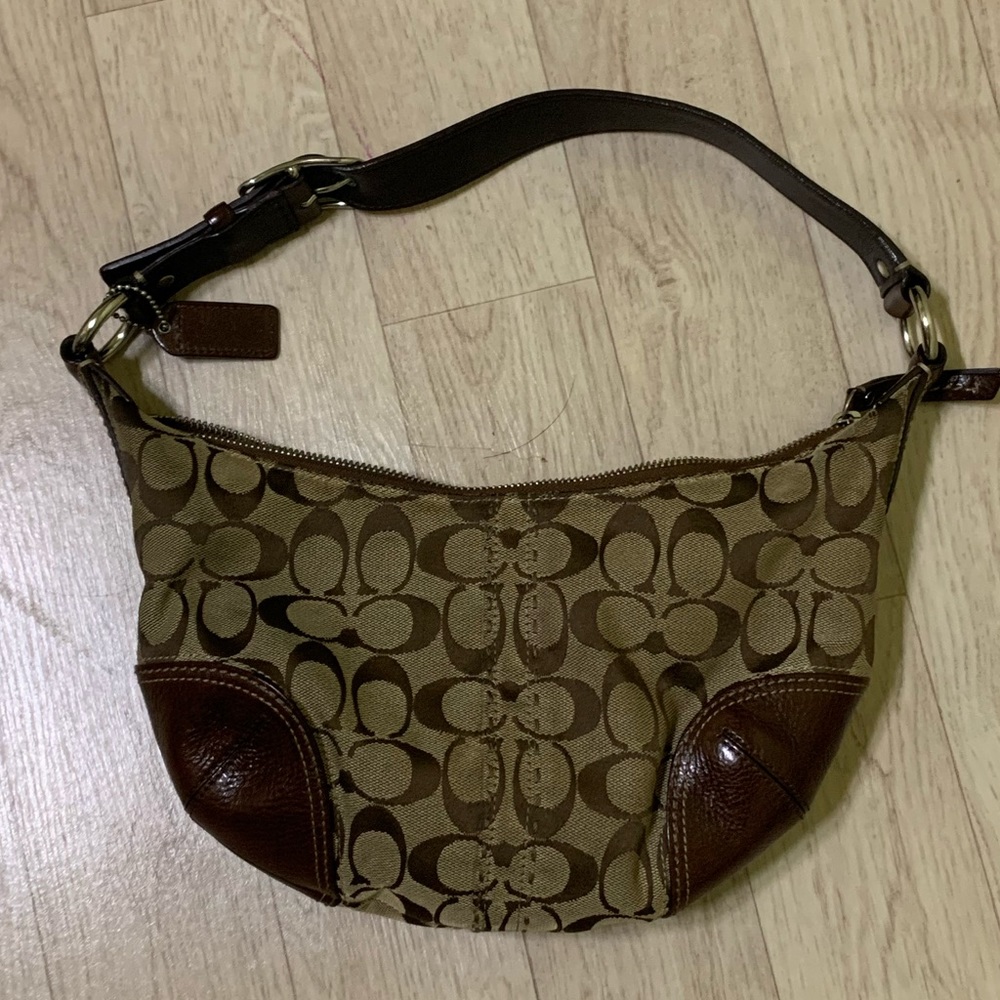 Coach shoulder bag